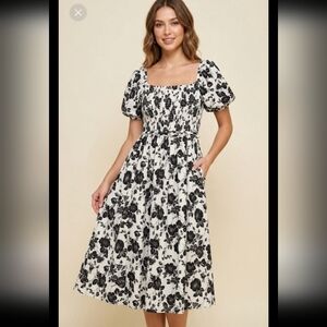 Fashion  Smocked Floral Puffl  Short Sleeve Square Neck Midi Dress